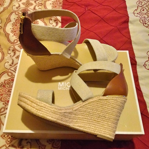 Michael Kors Prue Wedge Sandal - Picture 8 of 12